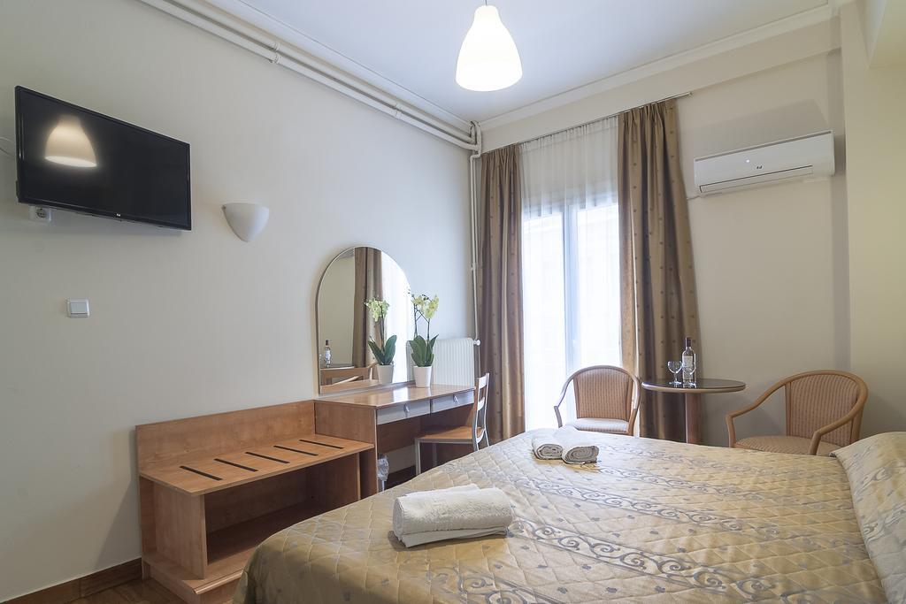 Ares Athens Hotel Екстер'єр фото